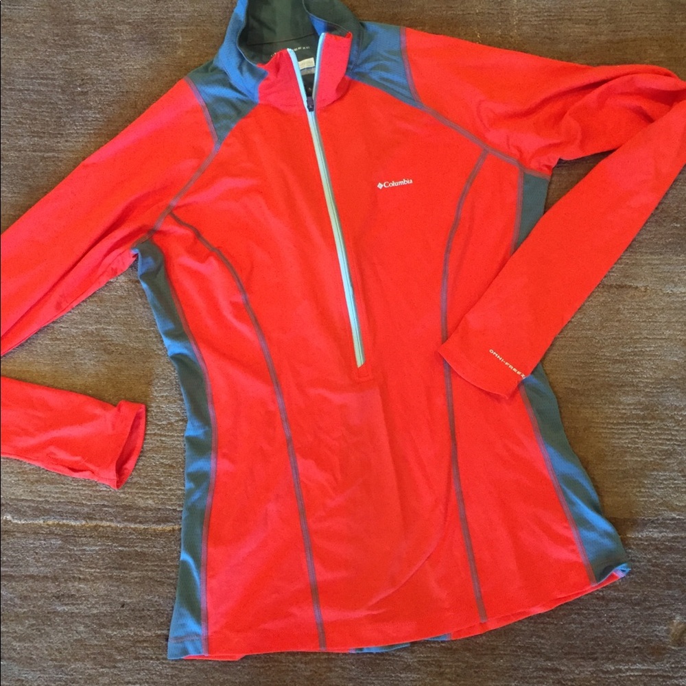 Columbia 1/2 zip pullover.